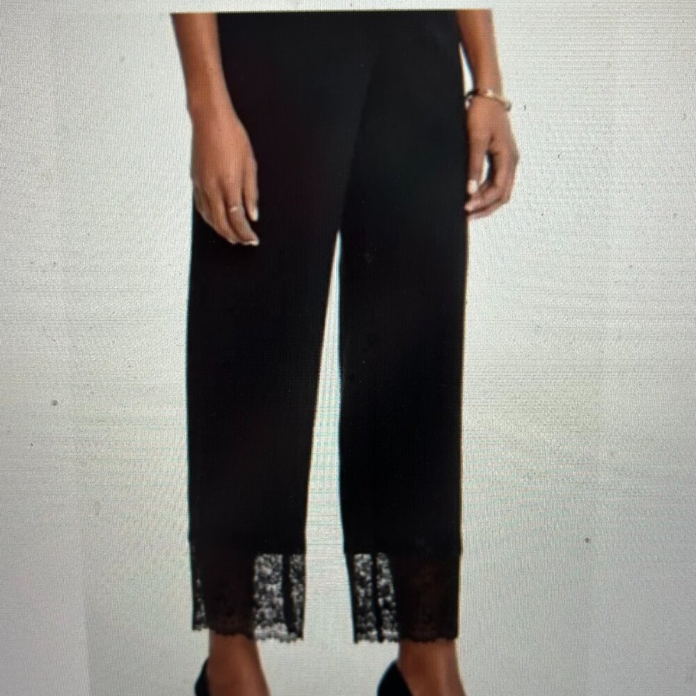 ANN TAYLOR Factory Cropped Black lace-bottomed pants Size 16